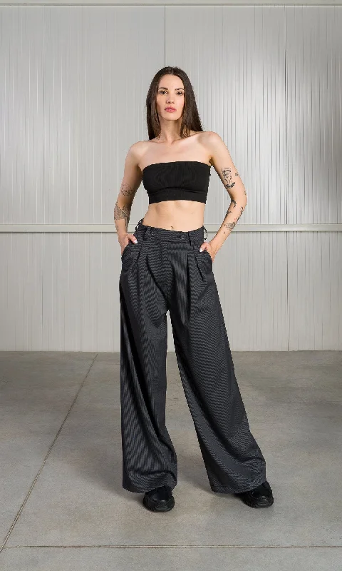 Fashion Expert Cool Wool Tuck Pants