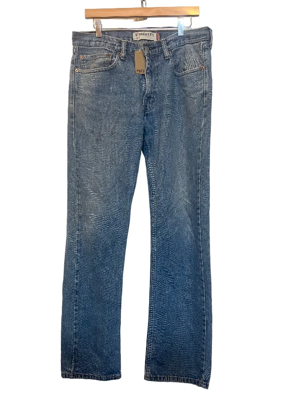 Exquisite Details Levi 505 Jeans (34x32)