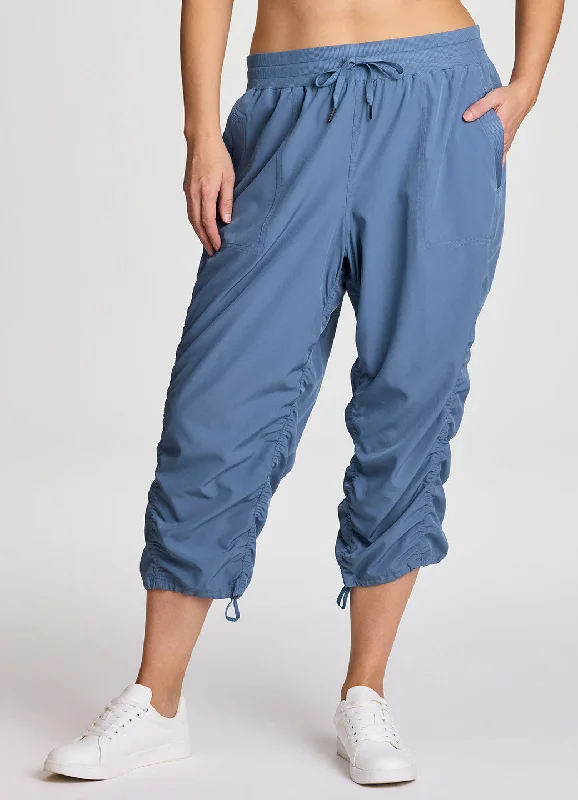 Minimal Classic Plus Lumen Lightweight Capri Pant