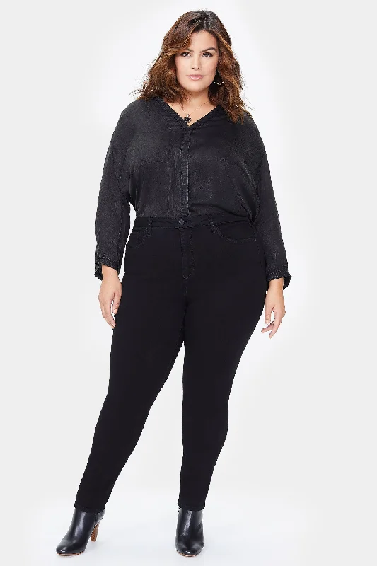 Fashion Touch Ami Skinny Jeans In Plus Size - Black