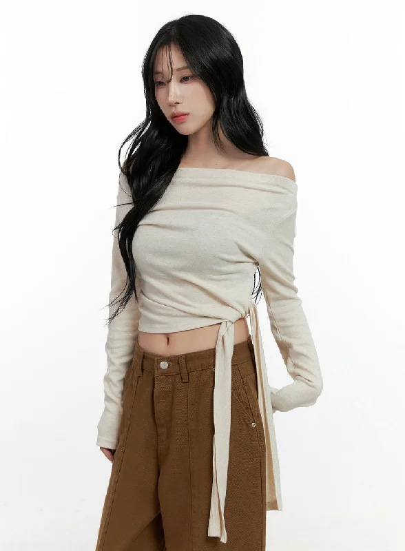 Youthful Style Strap Solid Long Sleeve Crop Top CN408