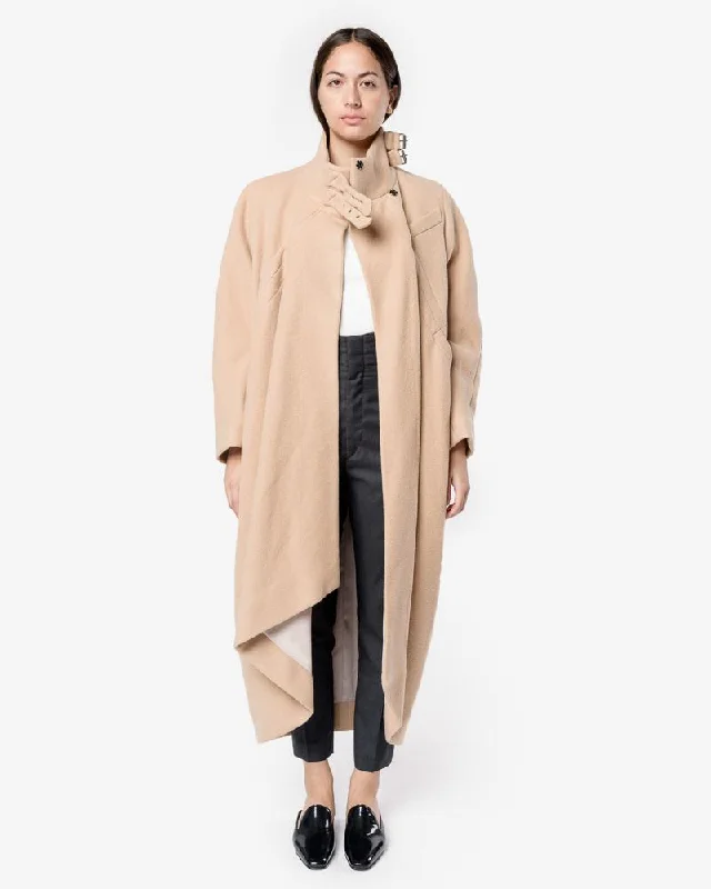Dressing Tips Rosa Coat in Blush