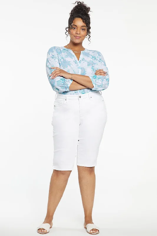 Embroidery Design Bike Capri Jeans In Plus Size - Optic White