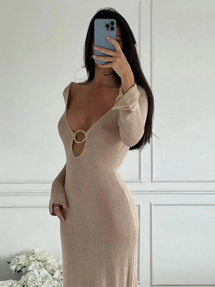 Classic Style A&A Deep V Neck Long Sleeve Backless Knitted Maxi Dress