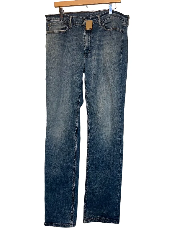 Fashionable In The Times Levi straight leg (38x35)
