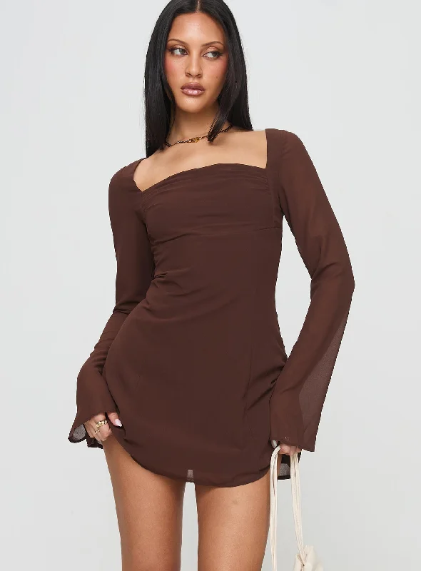 Comfortable Wear Valentin Long Sleeve Mini Dress Chocolate