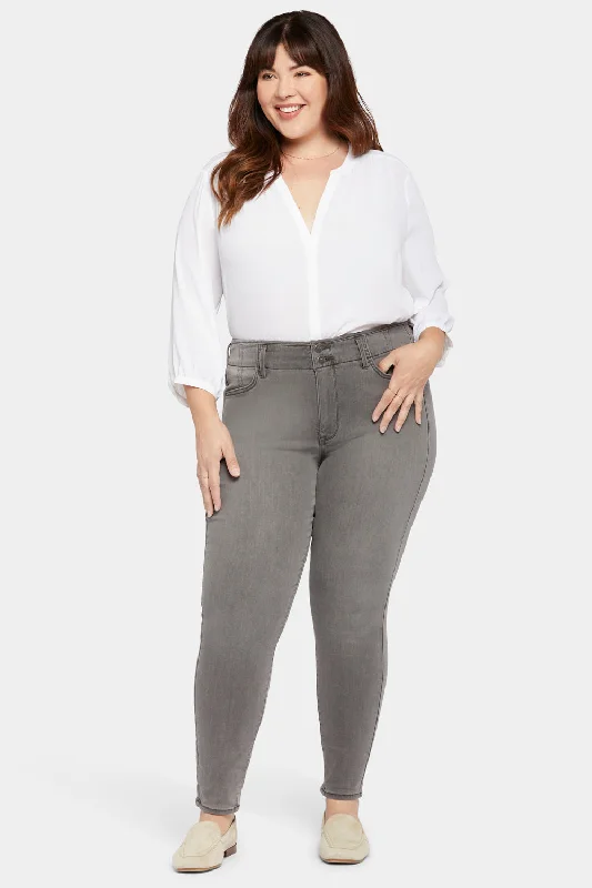 Classic Series Ami Skinny Jeans In Plus Size - Smokey Mountain