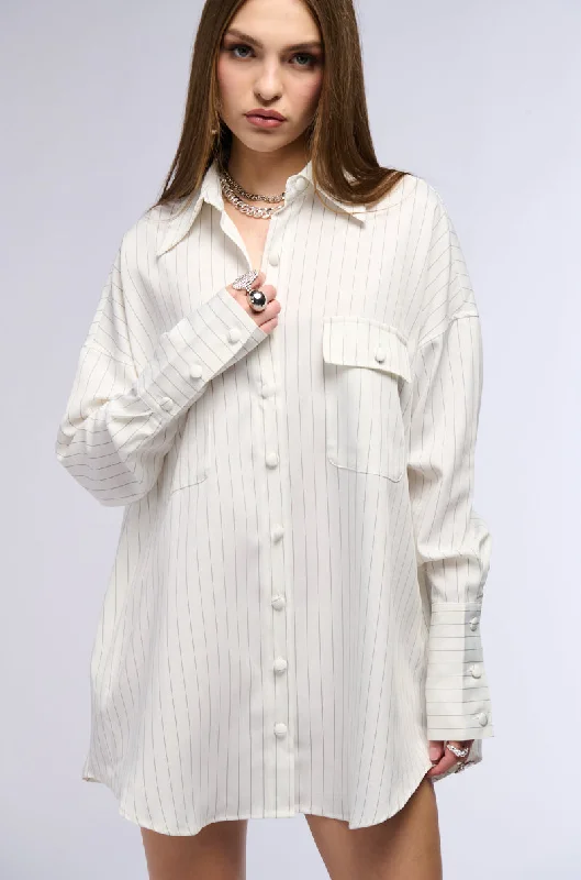 Integrated Design IT GIRL OVERSIZED SHIRT DRESS