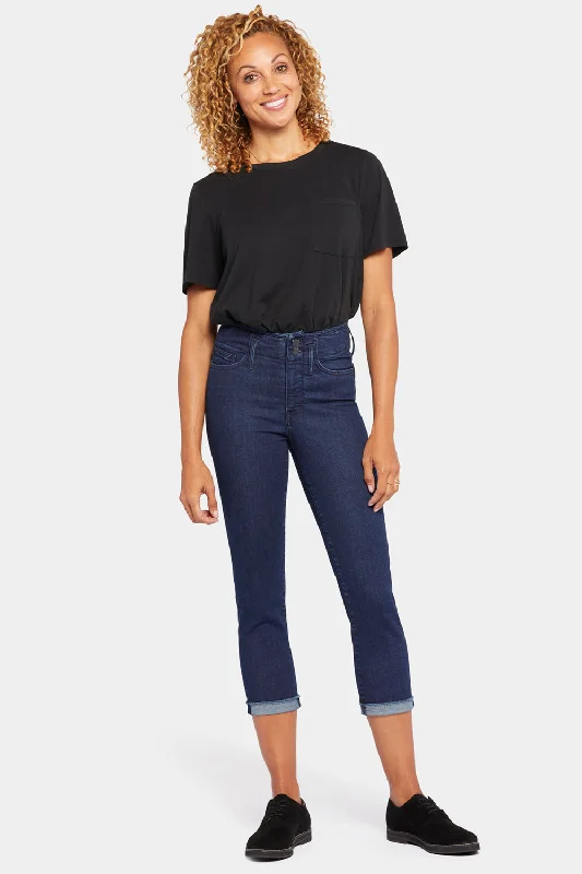 Classic Items Chloe Capri Jeans In Petite - Mystique