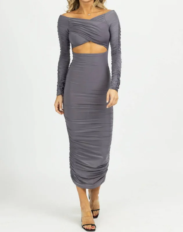 Trendy Items Off-Shoulder Shirred Slinky Midi Dress In Ash