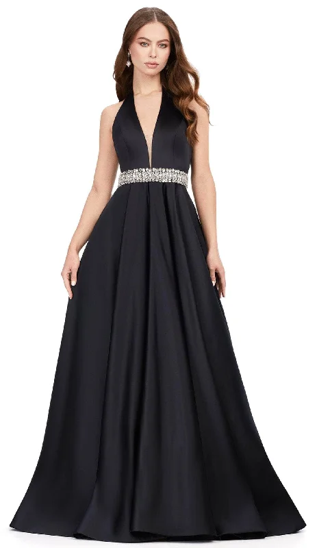 Free And Comfortable Ashley Lauren 11249 - Halter Gown